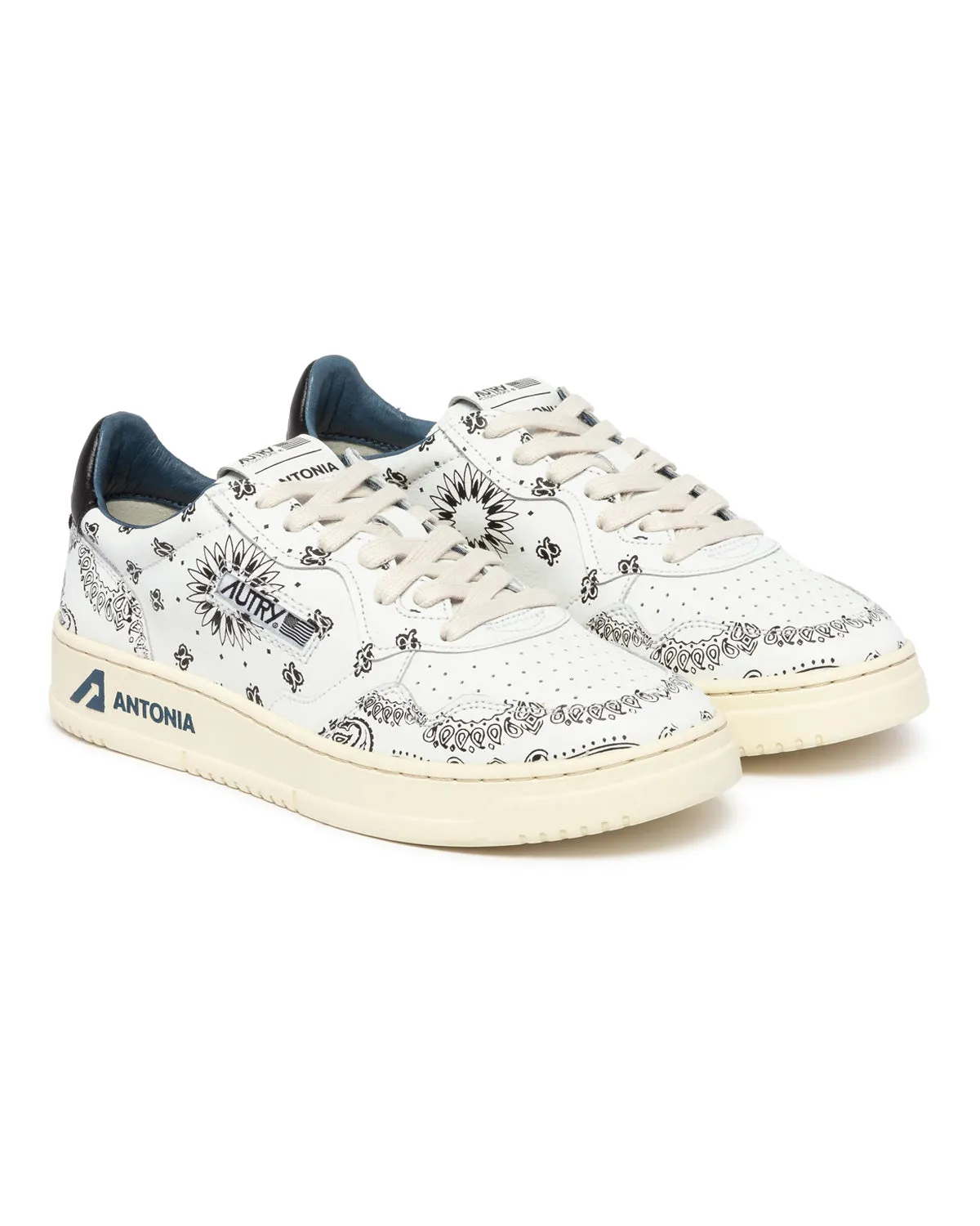 01 Bandana Low Sneakers