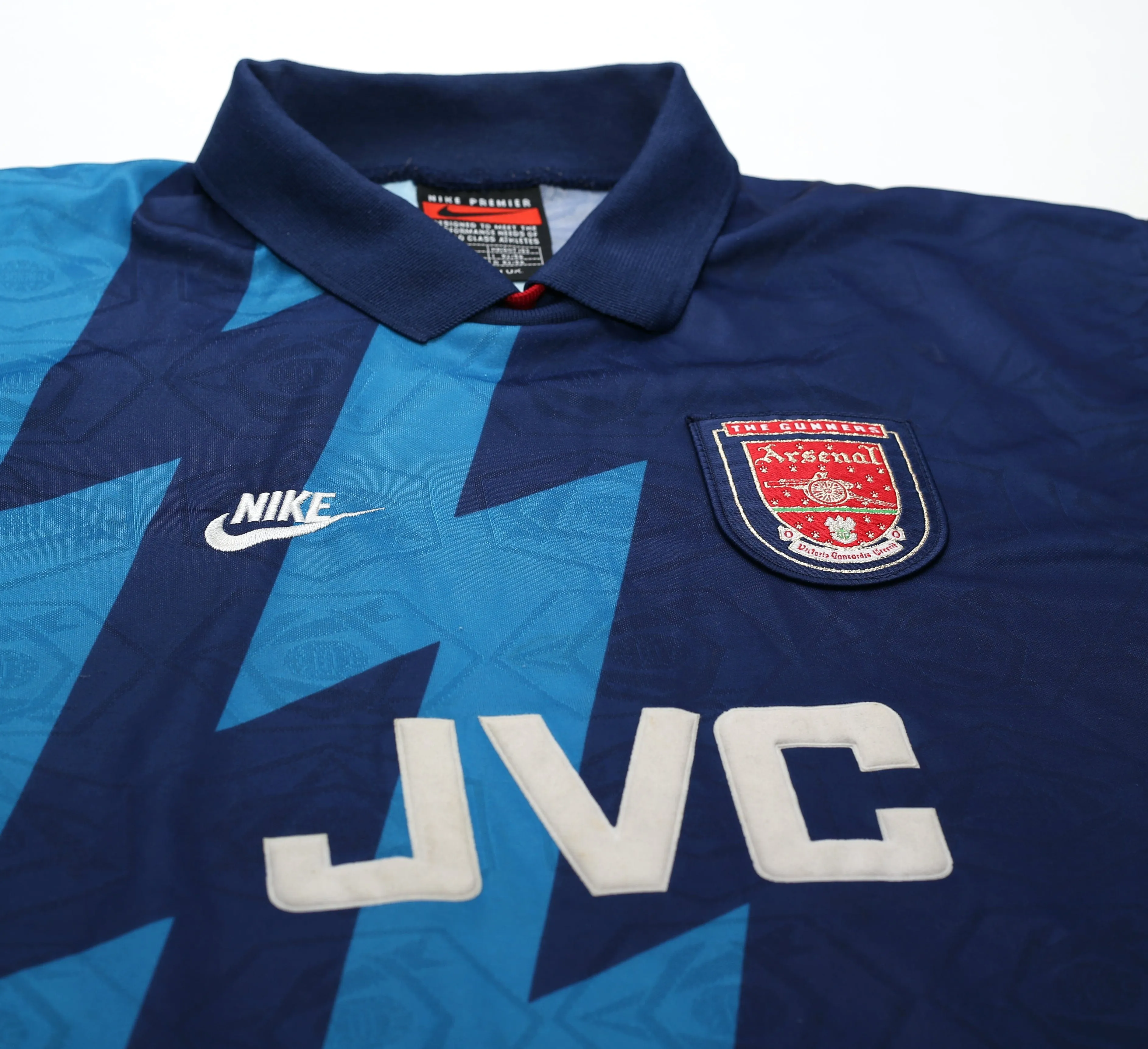 1995/96 BERGKAMP #10 Arsenal Nike Away Football Shirt (L)