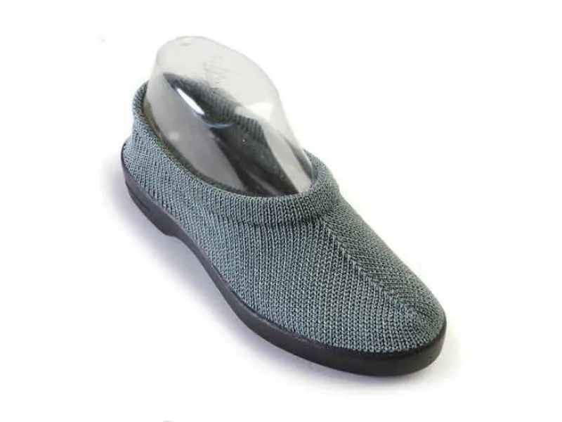 Arcopedico Sec V - Unisex Slip-On Shoe