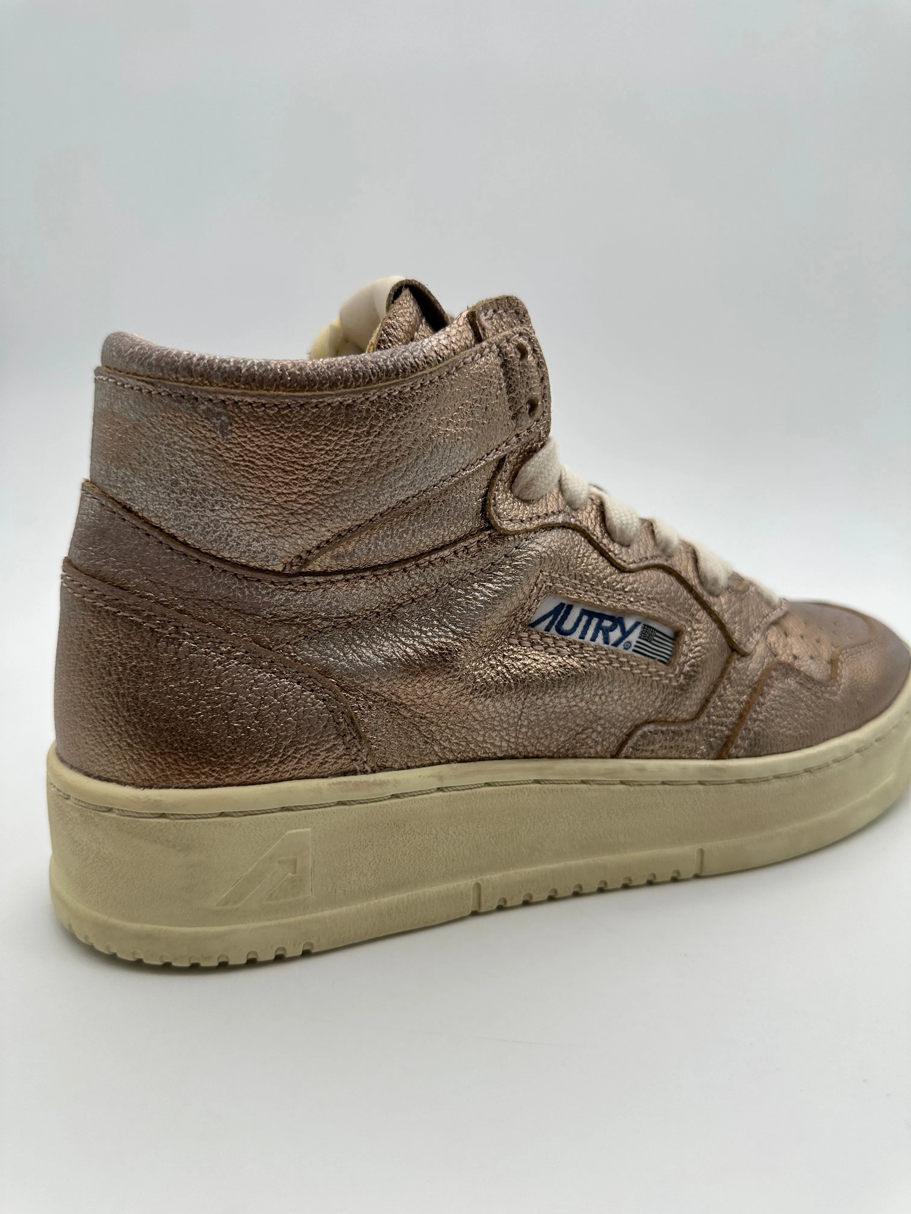 Autry Mid Sneakers