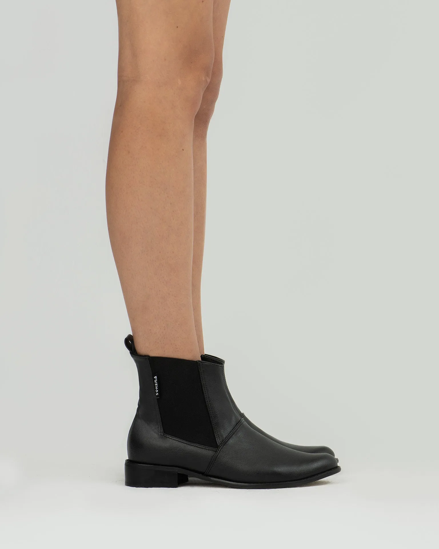 Chelsea Boots No. 2 vegan women's chelsea boots