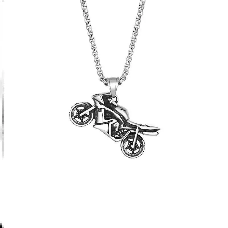 Fashionable Silver Titanium Steel Motorcycle Men's Necklace with Rotatable Wheels