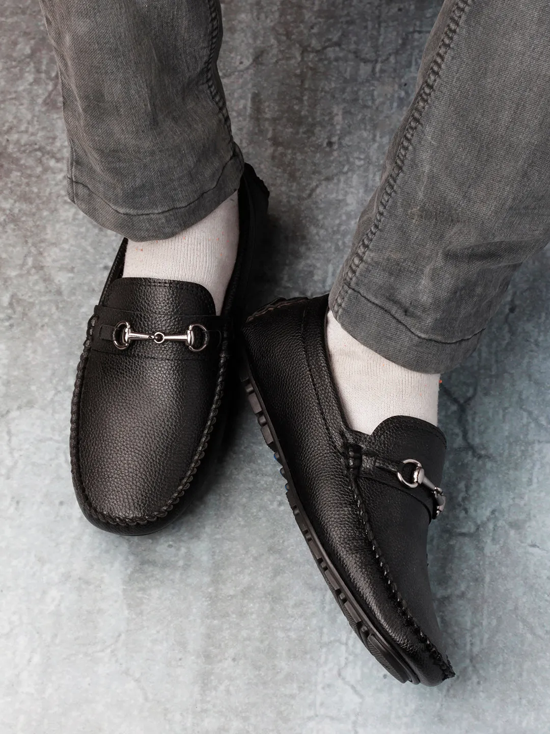 Men's Black Casual Loafer  (IX4102)