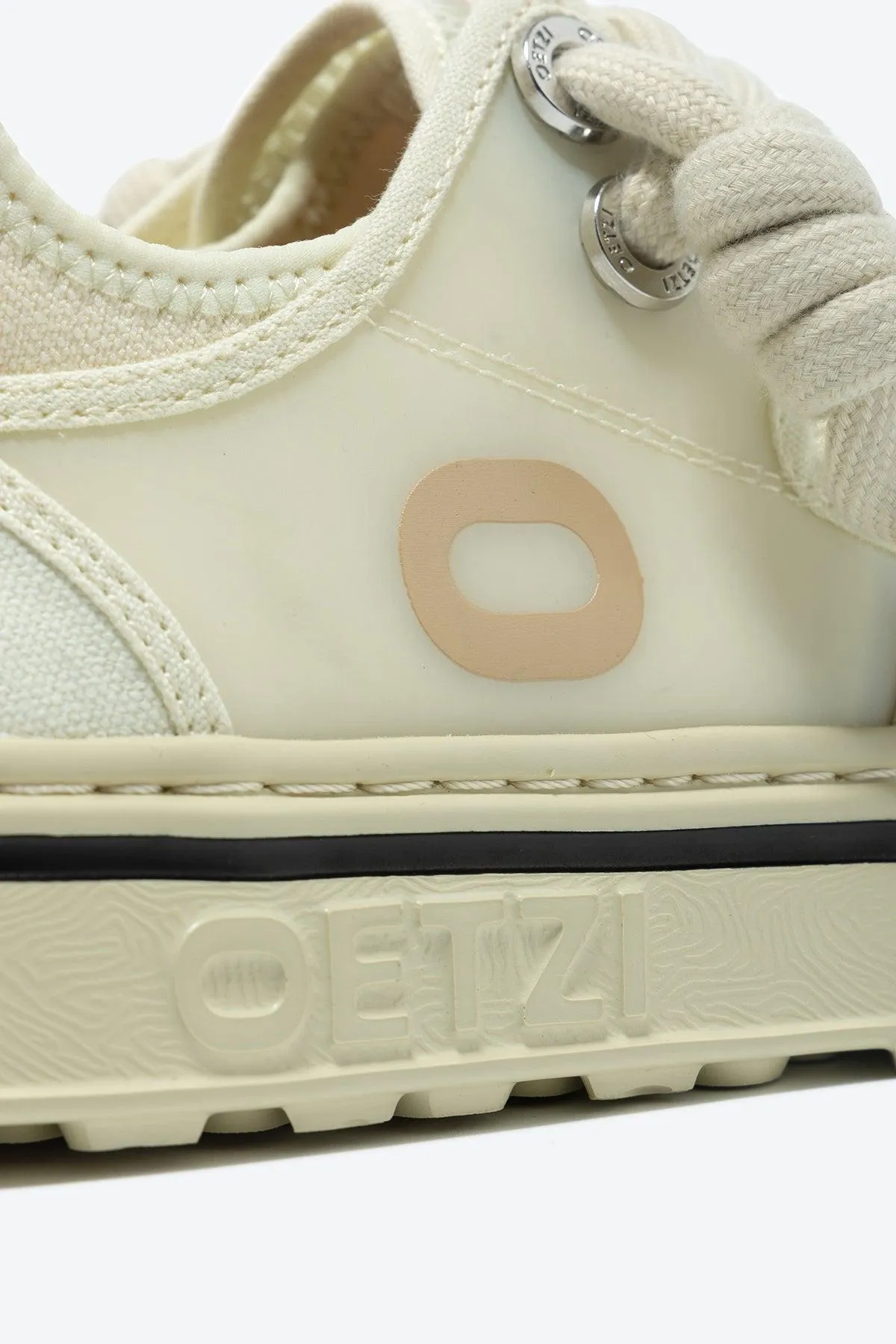 OETZIight Unisex Sneakers For Women And Men