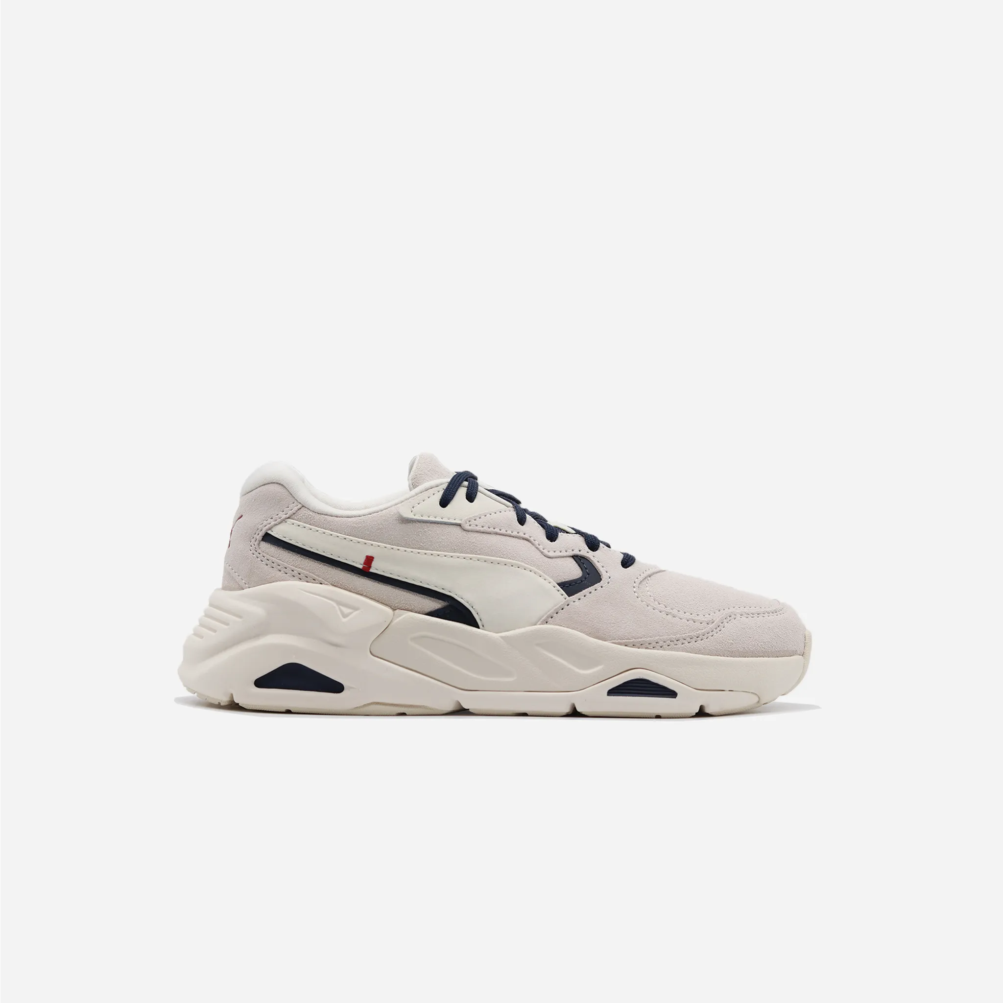 Puma x Vogue TRC Mira 387689 01