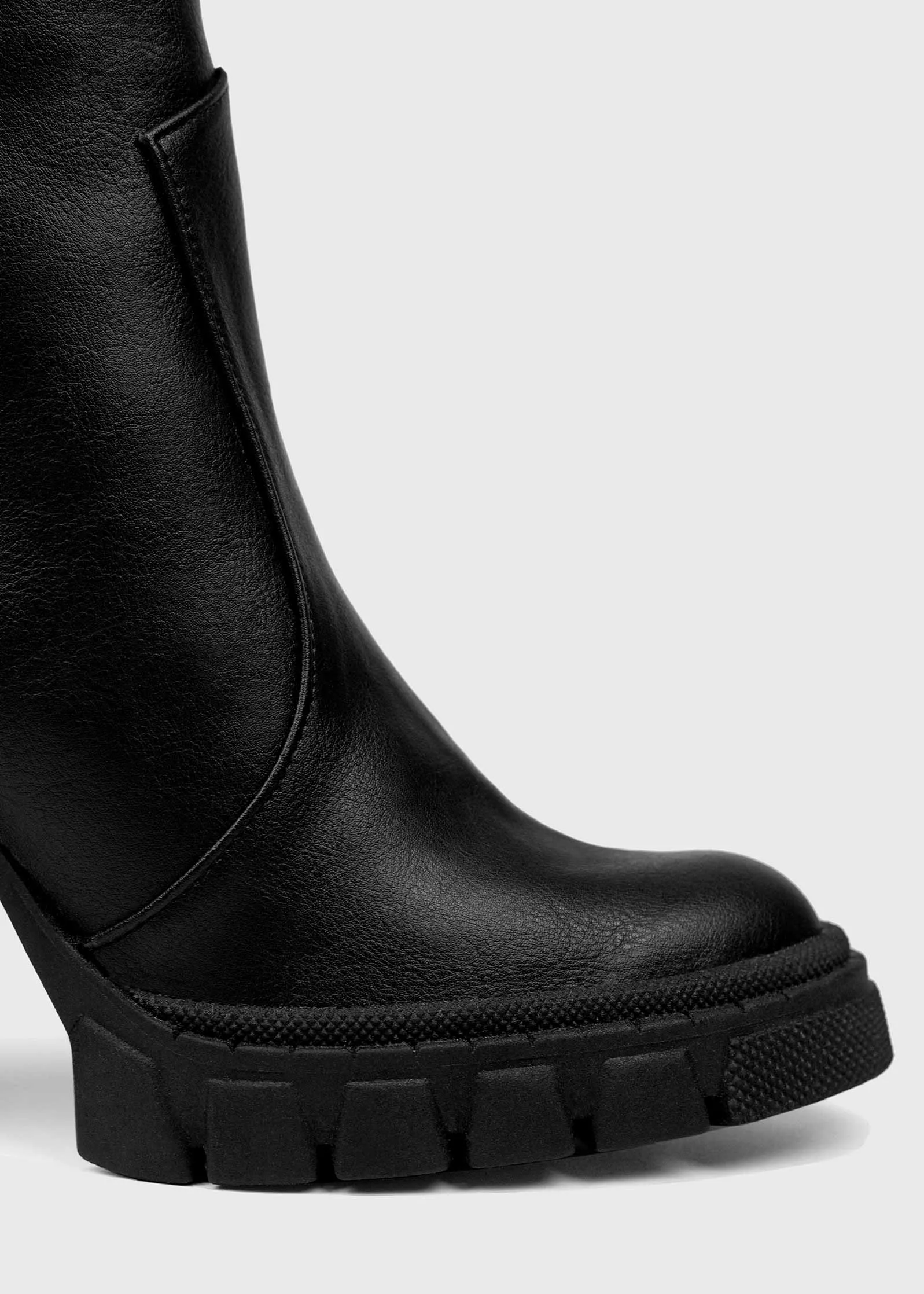 Ritual Boots Black Vegea leather ankle boots